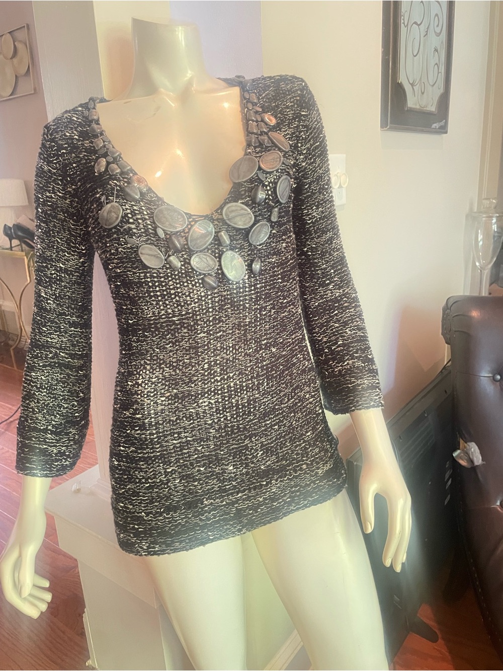 BCBGMaxAzria Black & White Knit V-Neck Gem-Embellished w/Stones Sweater Size Med